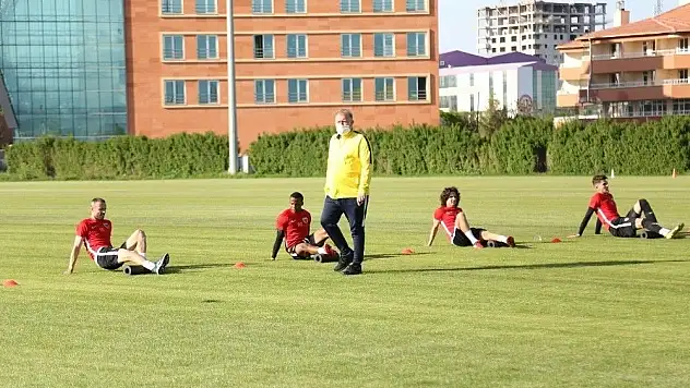 Kayserispor lige hazırlanıyor
