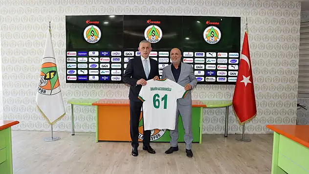 Kayserispor maçı öncesinde TFF Başkanı'ndan Alanyaspor'a ziyaret