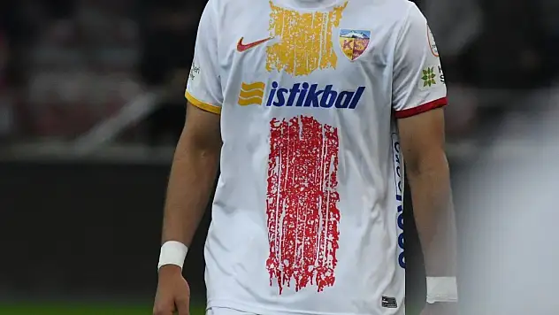 Kayserispor'un başarılı oyuncusu ameliyat oldu! İşte sağlık durumu