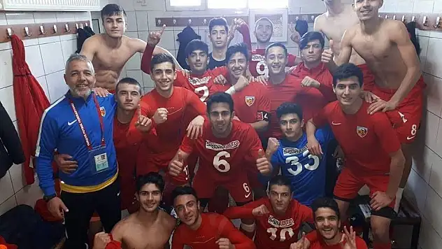 Kayserispor'un gençleri Göztepe'yi mağlup etti