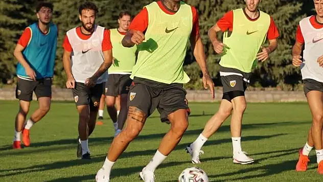 Kayserispor'un yabancıları geldi
