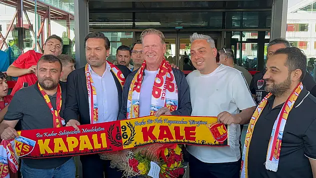 Kayserispor'un yeni hocasına coşkulu karşılama