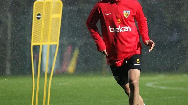 Kayserispor'un Yerli Messi'si imza atıyor