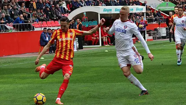 Kayserispor yarıştan kopmadı