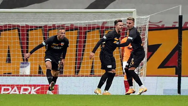 Kayserispor zorda olsa 1 puanla döndü