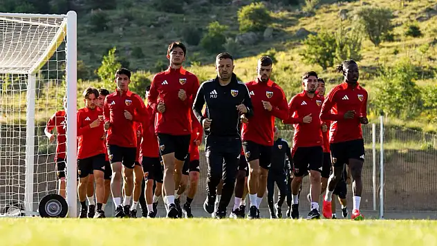Kayserispor'dan ayrılan ismin yeni takımı belli oldu! Kayseri'ye rakip oldu