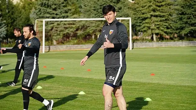 Kayserisporlu Cristian Sapunaru iddialı konuştu