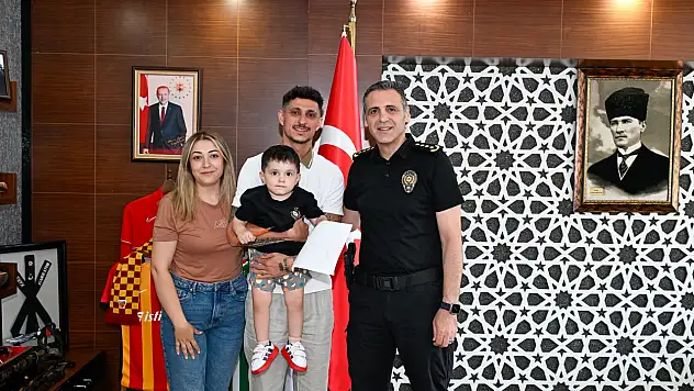 Kayserisporlu Keser'den Müdür Aydın'a ziyaret