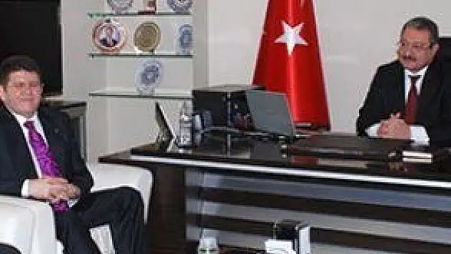 KAYSO'DAN ERÜ REKTÖRÜ GÜVEN'E ZİYARET