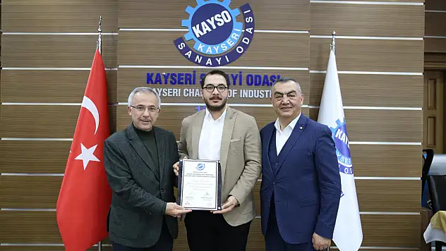 KAYSO'dan yeni üyelere berat takdimi