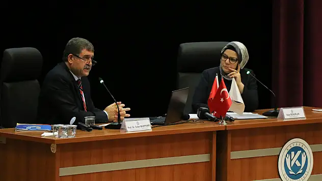 KAYÜ'de Filistin meselesi konuşuldu
