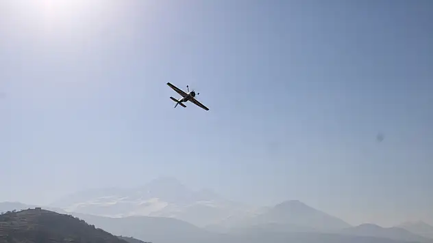 Kayseri'de üretilen model uçaklar gökyüzüne meydan okuyor