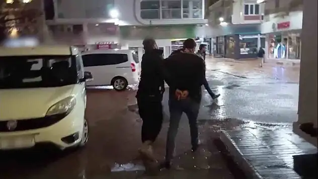 Sivas'ta aranan şahıs bakın nerede yakalandı!