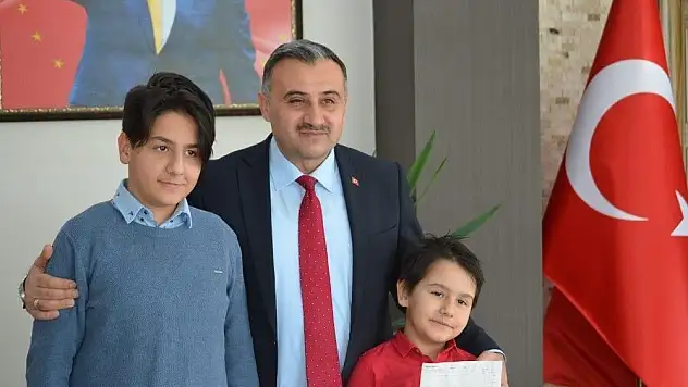 Kendileri küçük gönülleri büyük