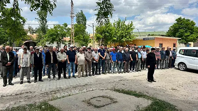 Kayseri'de keneden ölen kişi toprağa verildi