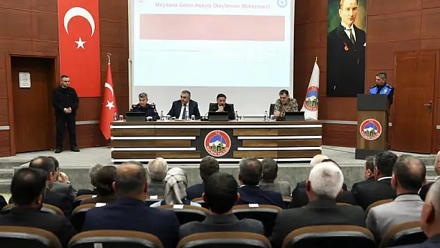 Kayseri Valiliği'nde güvenlik toplantısı: Hangi konular ele alındı?
