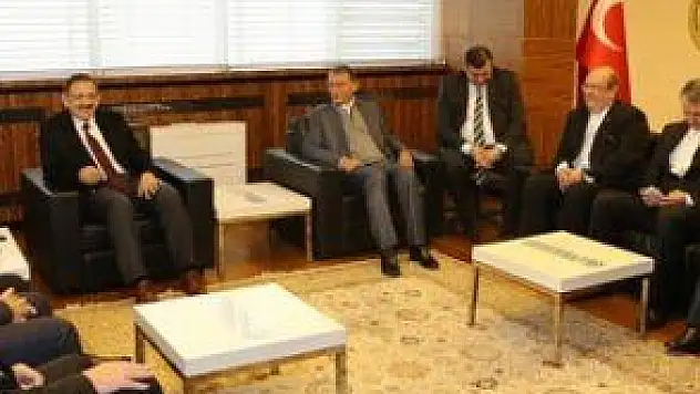 &quotKIBRIS İLE GÖNÜL BAĞIMIZ VAR&quot