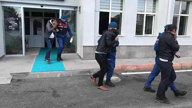 1,5 kilometrelik iletişim kablosunu kesen 3 kişi gözaltına alındı