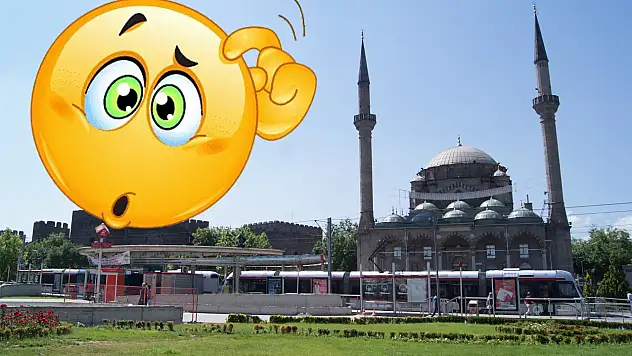 Kim bu yasaklı olduğu halde Kayseri'de çalışıyor denilen ama başka ilde prim yatırılan kişi?