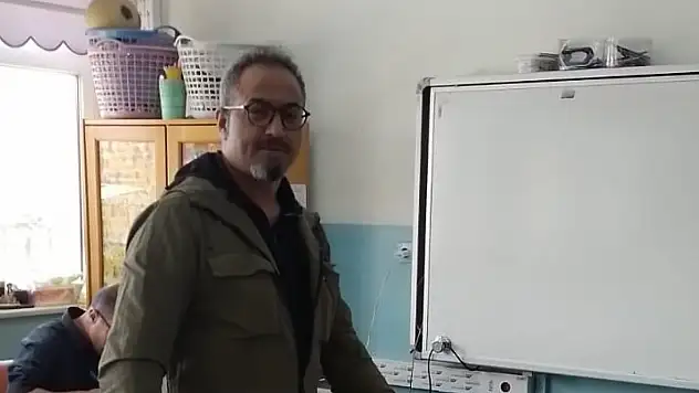 Kirik oyunu kullandı
