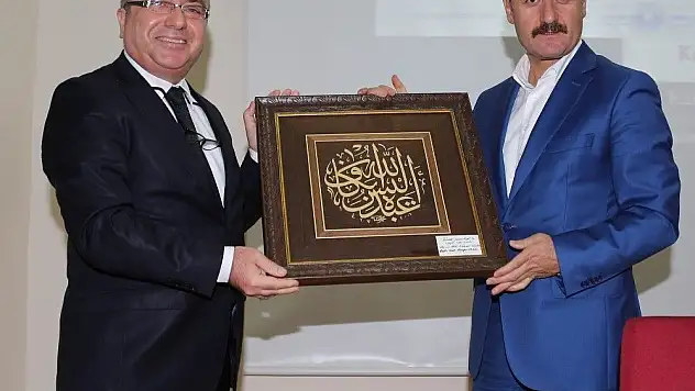 Kırıkkale Üniversitesi Rektörü Aslan, Kayseri Üniversitesi'nde açılış dersi verdi