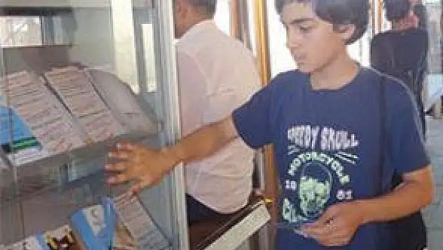 KİTAP BİTTİ BROŞÜR VERELİM!