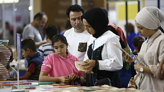 Kitap Fuarında 4 Günün Rekoru Kırıldı
