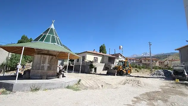 Kızık Mahallesi Camii'nde çevre düzenleme çalışması
