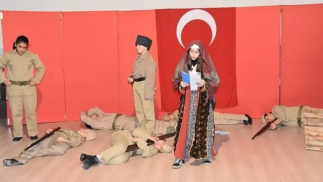 Kocasinan belediyesi genç tiyatrocuları keşfediyor
