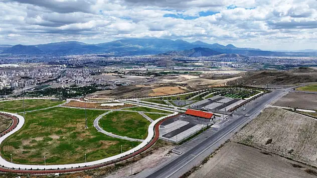 Kocasinan'da binlerce fidan toprakla buluştu!