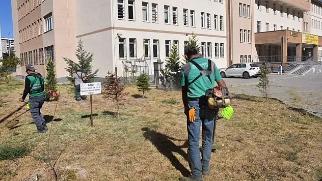 Kocasinan'da okul temizliği