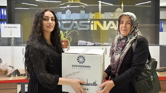 Kocasinan'daki ailelere 6 bin paket dağıtıldı