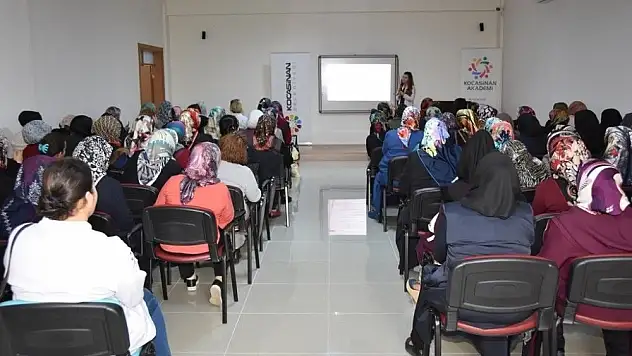 Kocasinan'dan kansere karşı bilinçlendirme semineri
