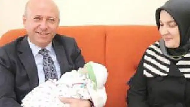 KOCASİNAN'DAN YİNE BİR İLK, &quotHOŞ GELDİN BEBEK PAKETİ&quot