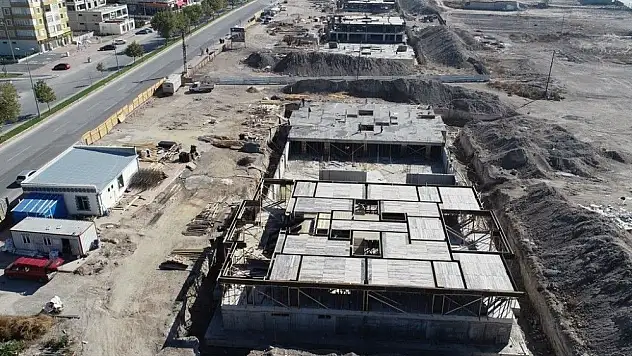 Kocasinan, dönüşümle Kayseri'nin yenilenen yüzü oluyor
