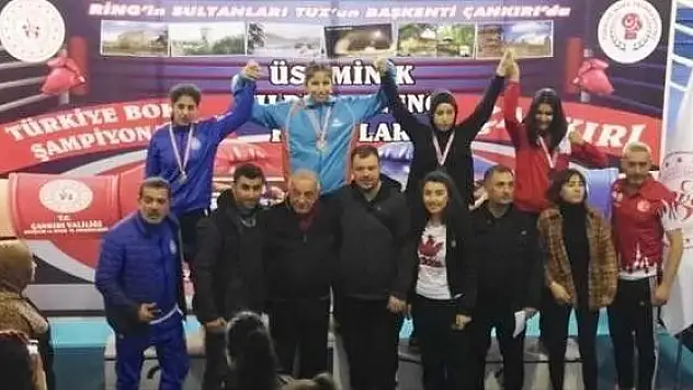 Kocasinan'ın boks sporcusu Hikmet Gül Türkmen, Türkiye Şampiyonu Oldu
