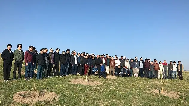 Kocasinan'ın fidanlarını bu kez doktor adayları toprakla buluşturdu
