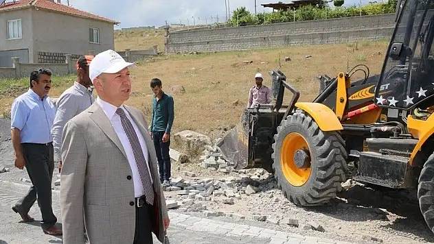 Kocasinan'ın kırsal mahallelerinde yol çalışmaları sürüyor