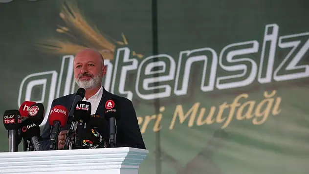 Türkiye'de ilk olan çalışma mecliste övgüyle karşılandı