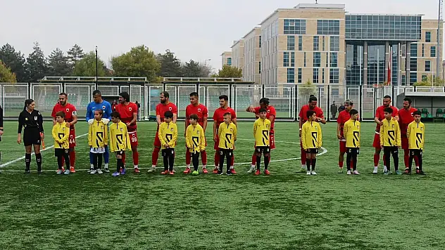 Kocasinan Şimşekspor puanları paylaştı