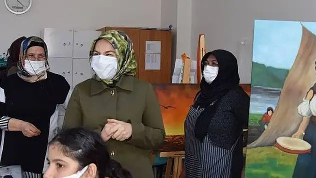 Kocasinanlı kadınlar, hem meslek öğreniyor hem de aile bütçesine katkı sağlıyor