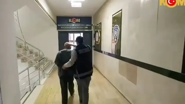 KOM'dan operasyon: 72 yaşındaki hükümlü yakalandı