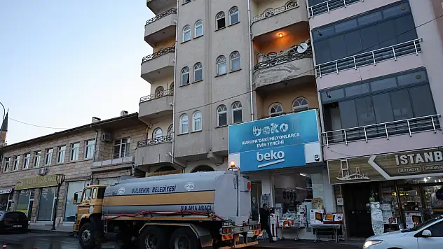 Komşu ilde oldu: Annesinin cesediyle bir ay yaşamış