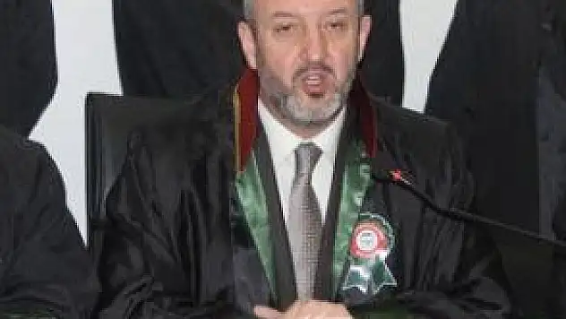 KONAÇ:&quotSAVCI MEHMET KİRAZ'IN ACISININ TAZELİĞİ İÇİMİZİ YAKIYOR&quot