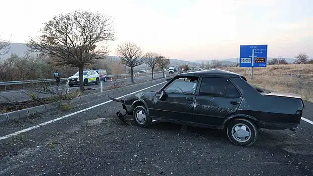 Nevşehir'de kontrolden çıkan otomobil takla attı