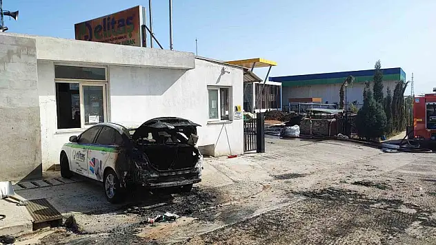 Köpük fabrikasının bahçesinde çıkan yangın kontrol altına alındı