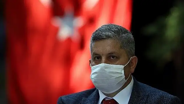 Korona virüsü yenen Başkan Altun göreve başladı
