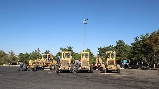 Köylerde arazi yol çalışmaları seferberliği