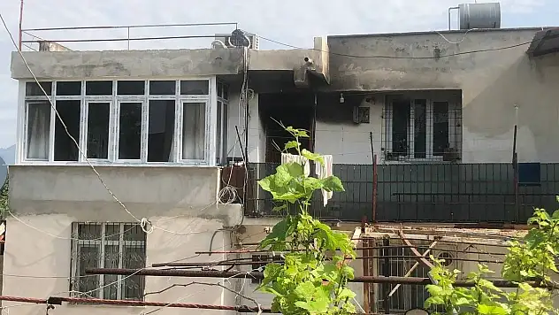Evde çıkan yangın korkuttu
