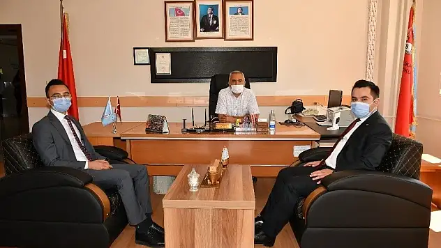 KTB'den ihtiyaç sahibi okullara maske ve dezenfektan yardımı